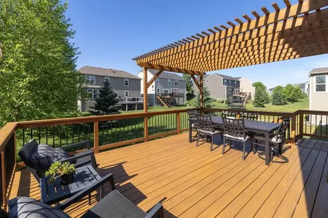 9231 Lighthouse Lane Woodbury MN 55129