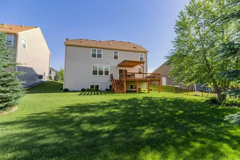 9231 Lighthouse Lane Woodbury MN 55129