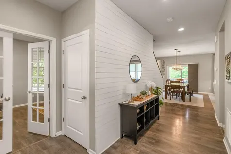9231 Lighthouse Lane Woodbury MN 55129