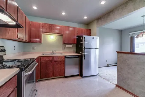 1601 Cohansey Street Saint Paul MN 55117