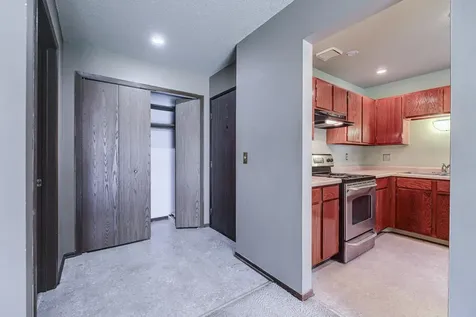 1601 Cohansey Street Saint Paul MN 55117