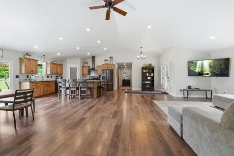 4024 Rosewood Lane SE Alexandria MN 56308