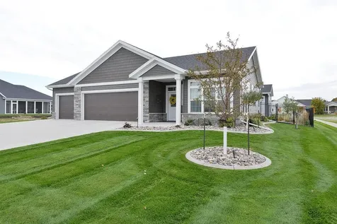 4078 49th Avenue S Fargo ND 58104