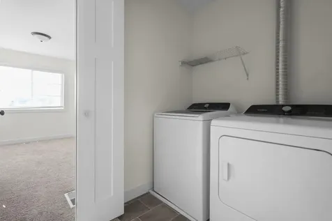 1796 Calhoun Court S Cambridge MN 55008