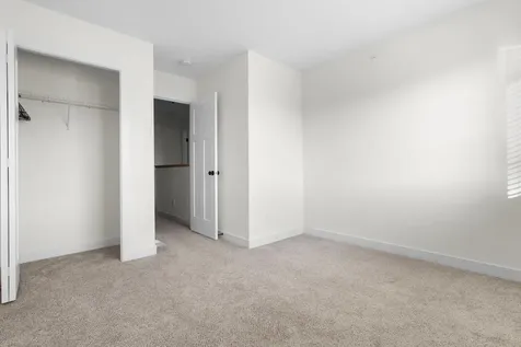 1796 Calhoun Court S Cambridge MN 55008