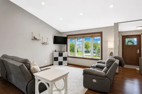 2040 Greenwood Drive Owatonna MN 55060