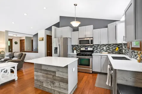 2040 Greenwood Drive Owatonna MN 55060