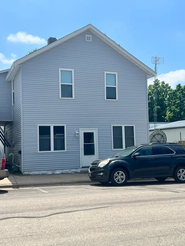 617 E 3rd Street Madison MN 56256