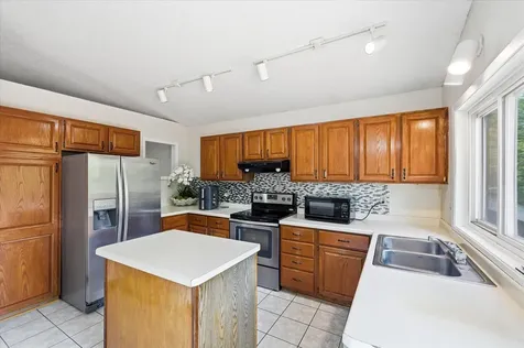 4516 Whitetail Way Eagan MN 55123