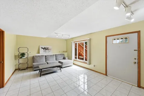 4516 Whitetail Way Eagan MN 55123