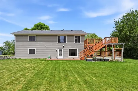 4516 Whitetail Way Eagan MN 55123