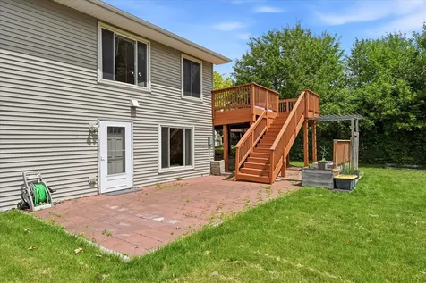 4516 Whitetail Way Eagan MN 55123