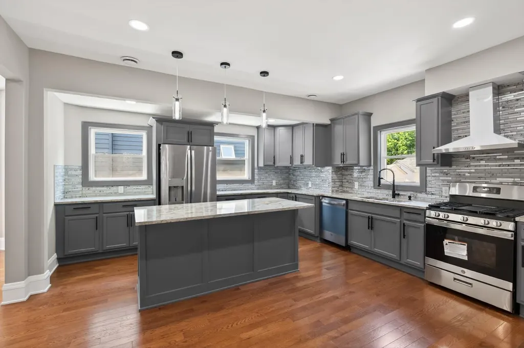 2304 26th Avenue S Minneapolis MN 55406