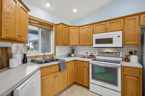 613 Danielson Court Maple Lake MN 55358