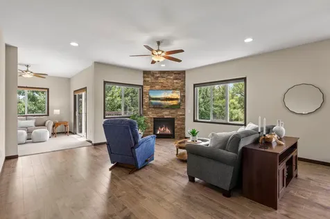 2726 11th Avenue Anoka MN 55303