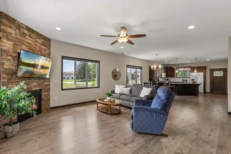 2726 11th Avenue Anoka MN 55303