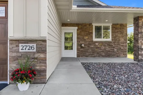 2726 11th Avenue Anoka MN 55303