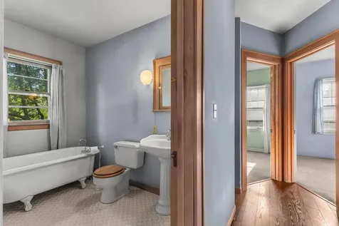 1111 Lane Place Saint Paul MN 55106