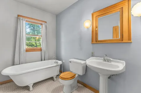 1111 Lane Place Saint Paul MN 55106