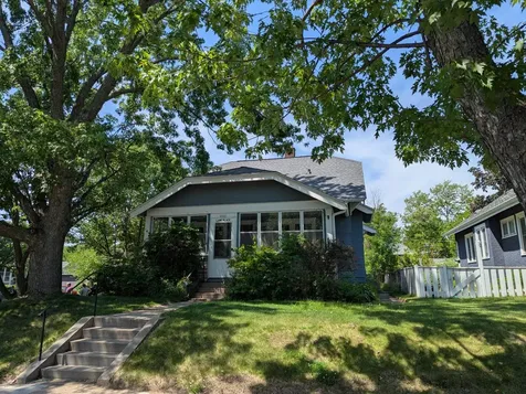 1111 Lane Place Saint Paul MN 55106