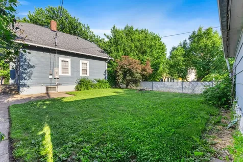 1111 Lane Place Saint Paul MN 55106