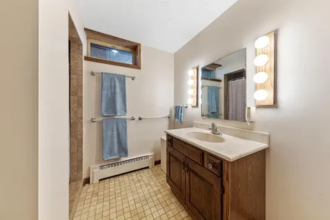 16975 Douglas Avenue Faribault MN 55021