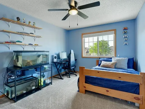 921 Pine Street Farmington MN 55024