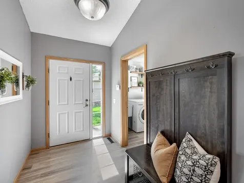 921 Pine Street Farmington MN 55024