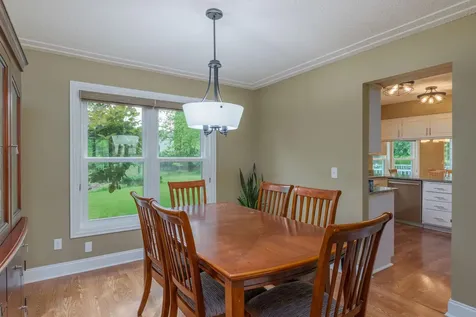 901 Southwind Drive Burnsville MN 55306