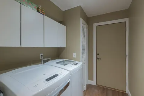 901 Southwind Drive Burnsville MN 55306