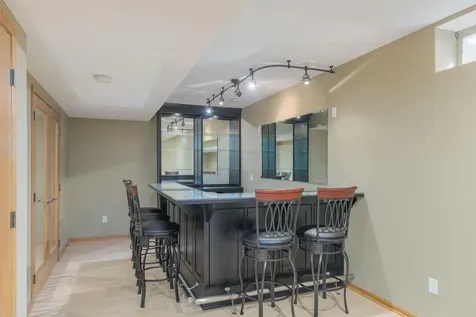 901 Southwind Drive Burnsville MN 55306