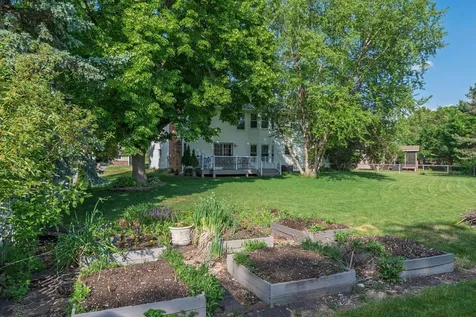 901 Southwind Drive Burnsville MN 55306