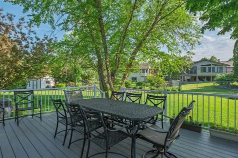 901 Southwind Drive Burnsville MN 55306