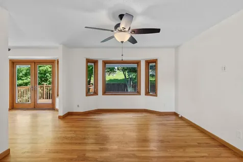 1136 Minnesota Street S Shakopee MN 55379