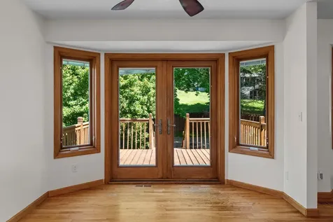1136 Minnesota Street S Shakopee MN 55379