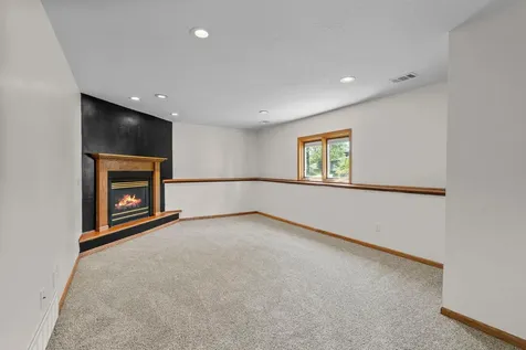 1136 Minnesota Street S Shakopee MN 55379
