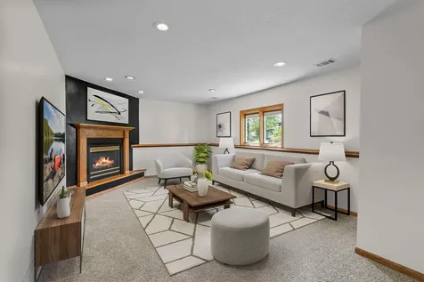 1136 Minnesota Street S Shakopee MN 55379