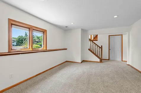1136 Minnesota Street S Shakopee MN 55379