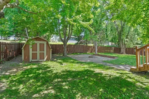 1136 Minnesota Street S Shakopee MN 55379