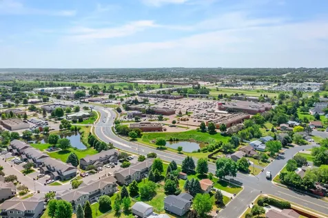 1136 Minnesota Street S Shakopee MN 55379