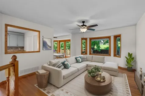 1136 Minnesota Street S Shakopee MN 55379
