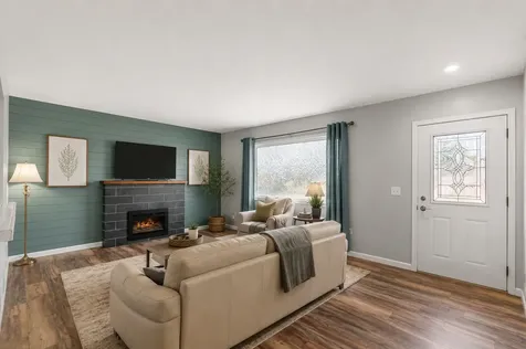 125 W Church Street Belle Plaine MN 56011