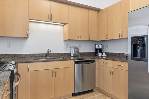215 10th Avenue S Minneapolis MN 55415
