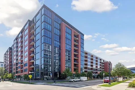 215 10th Avenue S Minneapolis MN 55415