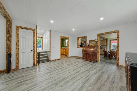 321 Ash Avenue N New Richland MN 56072