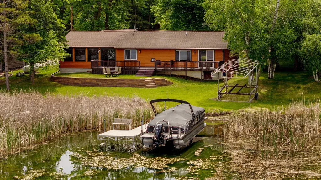 23886 State 87 Nevis MN 56467