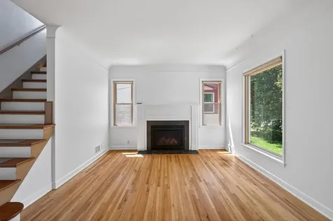 4706 Girard Avenue N Minneapolis MN 55430