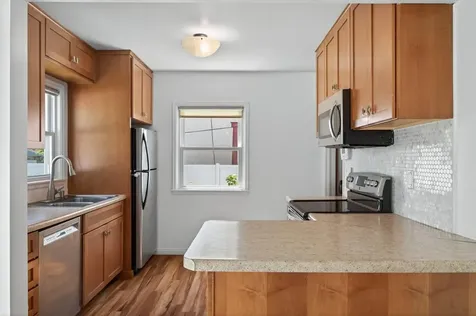 4706 Girard Avenue N Minneapolis MN 55430