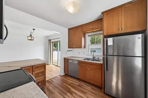 4706 Girard Avenue N Minneapolis MN 55430