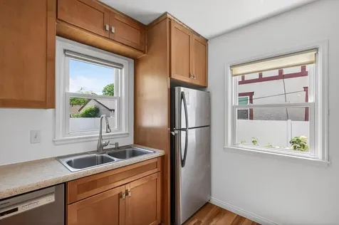 4706 Girard Avenue N Minneapolis MN 55430